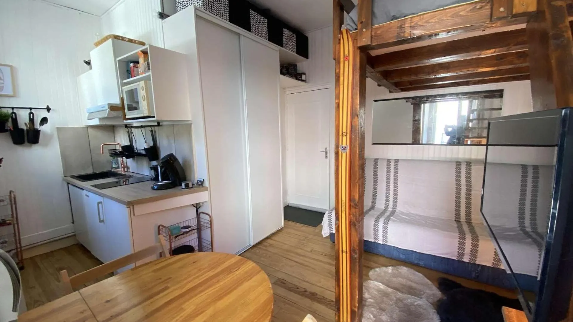 Tres Beau Studio Avec Mezzanine Barèges Daire